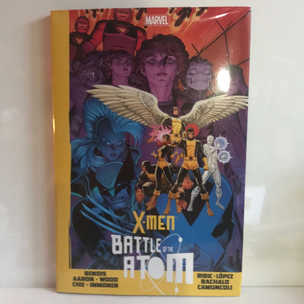 X-Men Battle of the Atom Hardback Book